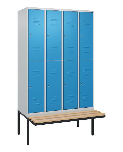 C+P Doppelstöckiger Spind Classic PLUS, 4 Abteile, 2120x1200x815mm, 7035/5012, Zylinderschlösser, Buche-Sitzleisten, Sitzfläche, 0803407-40 S10094