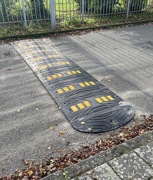 Ri-Traffic Temposchwelle für LKWs, Höhe 5 cm, set 206 cm, DRH-206
