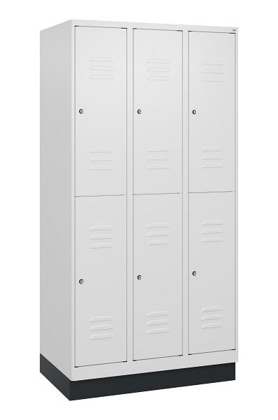 C+P Doppelstöckiger Spind Classic PLUS, Sockel, 3 Abteile, 1800x900x500mm, 9016/9016, Zylinderschlösser, 0803207-30 S10029