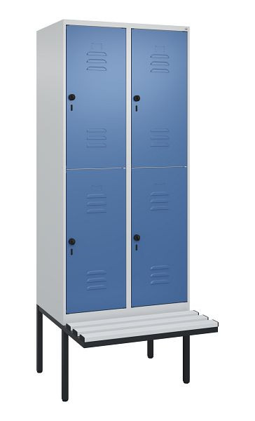 C+P Doppelstöckiger Spind Classic PLUS, 2 Abteile, 2120x800x815mm, 7035/5023, Drehriegel, mit Untergestell und schwebender Sitzfläche, 0803407-22 S10110