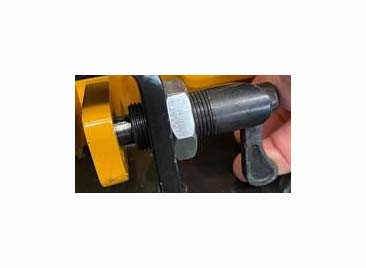 ELMAG Arretierung inkl. Mutter M20x10 für Handgriff, für alle PC-Modelle (vorwärtslaufende Rüttelplatten), 9603034