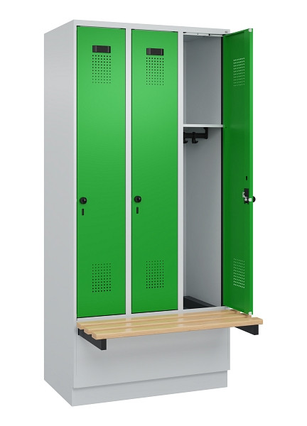 C+P Spind Evolo PLUS, 3 Abteile, 1950x900x815mm, 7035/6037, Drehriegel, Sitzfläche Holz, Sitzbank auskragend Sockel, 049040-30 S10011