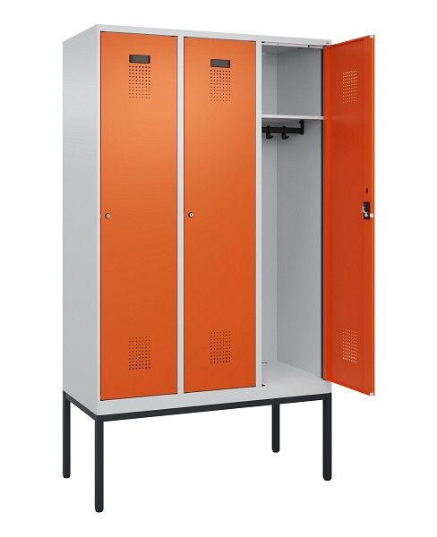 C+P Spind Evolo PLUS, Gestell, 3 Abteile, 2120x1200x500mm, 7035/2004, Verschluss Zylinderschloss, Ablageböden 3, 0490307-32 S10029