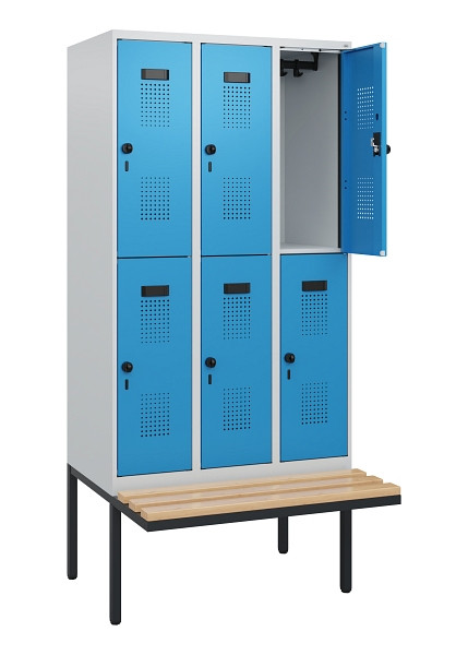 C+P Doppelstock-Spind Evolo PLUS, Bank, 6 Fächer, 1950x900x815mm, 7035/5012, Drehriegel, Sitzfläche Buche-Hartholz, 0493405-30 S10007