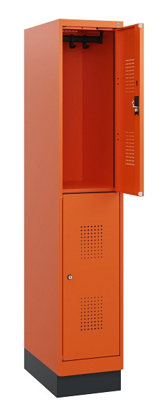 C+P Doppelstöckiger Spind Evolo PLUS, Sockel, 2 Fächer, 1630x300x500mm, 2004/200, Zylinderschloss, 0493205-10 S10066