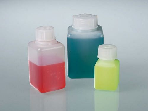 DENIOS Enghalsflasche aus HDPE, quadratische Grundfläche, 100 ml, VE: 200 Stück, 309685