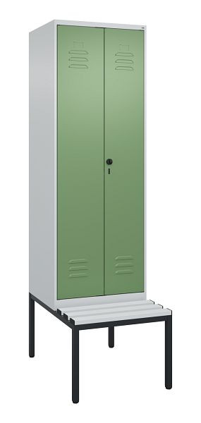 C+P Umkleidespind Classic PLUS, Doppel-Spind, 2 Abteile, 2120x600x815mm, 7035/6011, Drehriegel, mit untergebauter Sitzbank, 0800527-20P S10036