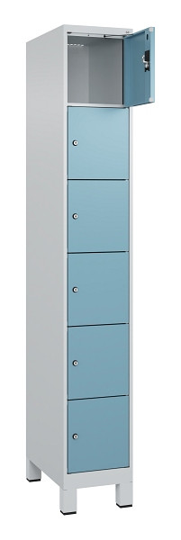 C+P Schließfachschrank Evolo PLUS, mit Füßen, 6 Fächer, 1950x300x500mm, 7035/00, Frontfarbe 2406015 RDS Architekturblau, 049010-106 S10009