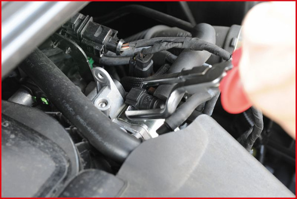 KS Tools Kraftstoffleitungs-Zange, 115.0900, 4042146378786
