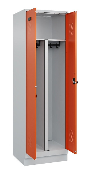 C+P PSA Schwarz-Weiß-Spind Evolo PLUS, mit Sockel, 2 Abteile, 1950x600x500mm, 70, Frontfarbe RAL 2004 Reinorange, Drehriegel, 049022-20P S10002
