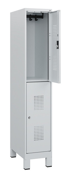 C+P Doppelstöckiger Spind Evolo PLUS, Füße, 2 Fächer, 1630x300x500mm, 7035/7035, Zylinderschloss, 0493105-10 S10040