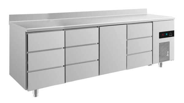 A&S Polarny Kühltisch -2 bis +8°C mit 1x Tür mittig-rechts und 3x drei Schubladen, 2330 x 700 x 850 mm, mit Aufkantung, KT4DDTDA