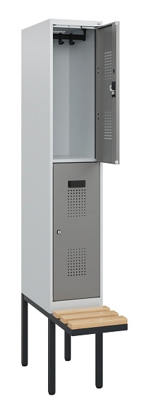 C+P Doppelstock-Spind Evolo PLUS, Bank, 2 Fächer, 1950x300x815mm, 7035/0004, Zylinderschloss, Sitzfläche Buche-Hartholz, 0493405-10 S10041