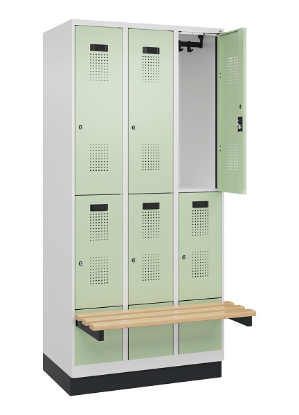 C+P Doppelstock-Spind Evolo PLUS, Bank, 6 Fächer, 1950x900x815mm, 9016/6019, Zylinderschloss, Sitzfläche Buche-Hartholz, mit Sockel, 049340-30 S10046