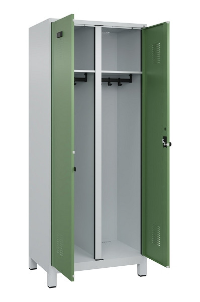 C+P Schwarz-Weiß-Spind Evolo PLUS, mit Füßen, 2 Abteile, 1950x800x500mm, 7035/6, Frontfarbe RAL 6011 Resedagrün, Drehriegel, 049012-22 S10010