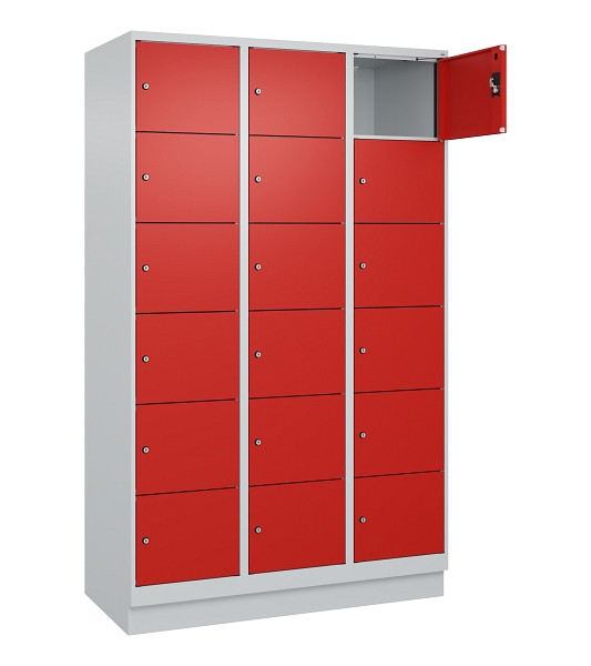 C+P Schließfachschrank Evolo PLUS, mit Sockel, 18 Fächer, 1950x1200x500mm, 7035/3020 Verkehrsrot, 049020-326 S10005