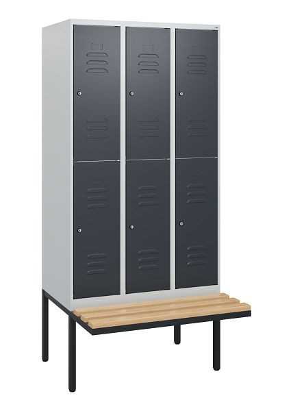 C+P Doppelstöckiger Spind Classic PLUS, 3 Abteile, 1950x900x815mm, 7035/7016, Zylinderschlösser, Buche-Sitzleisten, Sitzfläche, 0803405-30 S10038