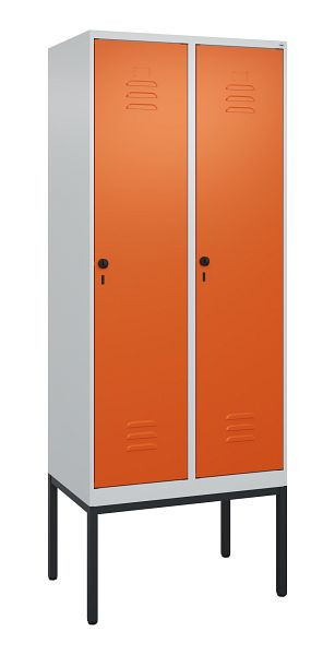 C+P Umkleidespind Classic PLUS mit Mitteltrennwand, Gestell, 2 Abteile, 2120x800x500mm, 7035/2004, Drehriegel, 0800307-22F S10030