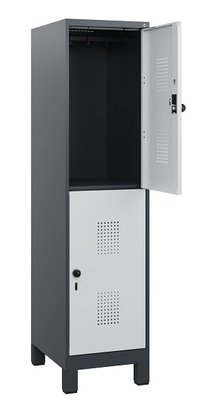 C+P Doppelstöckiger Spind Evolo PLUS, Füße, 2 Fächer, 1630x400x500mm, 7016/7035, Drehriegel, 0493105-12 S10017