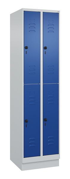 C+P Doppelstöckiger Spind Classic PLUS, Sockel, 2 Abteile, 1950x500x500mm, 7035/5010, 080320-29 S10003