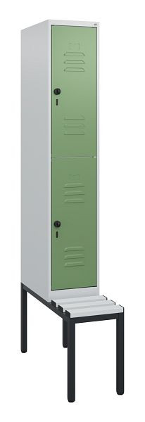 C+P Doppelstöckiger Spind Classic PLUS, Bank, 1950x300x815mm, 7035/6011, Drehriegel, mit untergebauter Sitzbank, 0803505-10 S10066