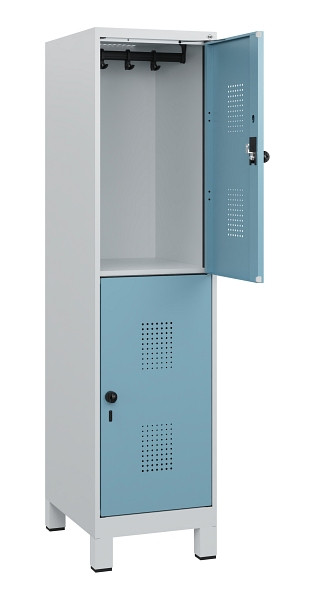 C+P Doppelstöckiger Spind Evolo PLUS, Füße, 2 Fächer, 1630x400x500mm, 7035/0010, Drehriegel, 0493105-12 S10009