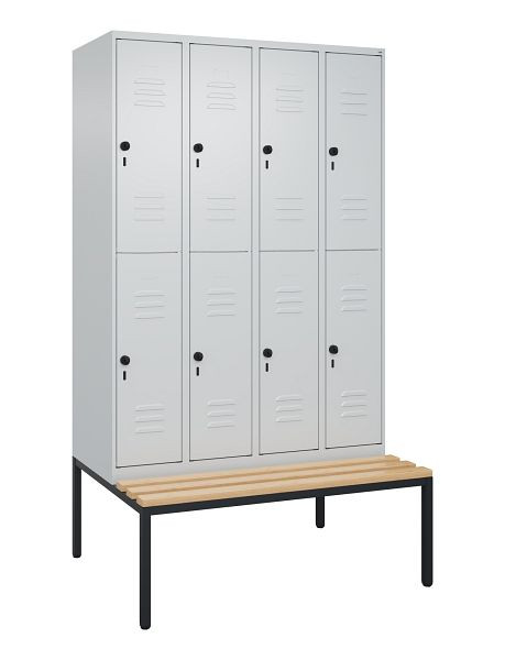 C+P Doppelstöckiger Spind Classic PLUS, 4 Abteile, 2120x1200x815mm, 7035/7035, Drehriegel, Buche-Sitzleisten, mit untergebauter Sitzbank, 0803507-40 S10009