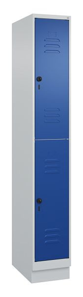 C+P Doppelstöckiger Spind Classic PLUS, Sockel, 1950x300x500mm, 7035/5010, 080320-10 S10003