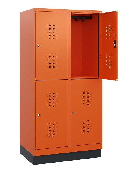 C+P Doppelstöckiger Spind Evolo PLUS, Sockel, 4 Fächer, 1630x800x500mm, 2004/200, Zylinderschloss, 0493205-22 S10067