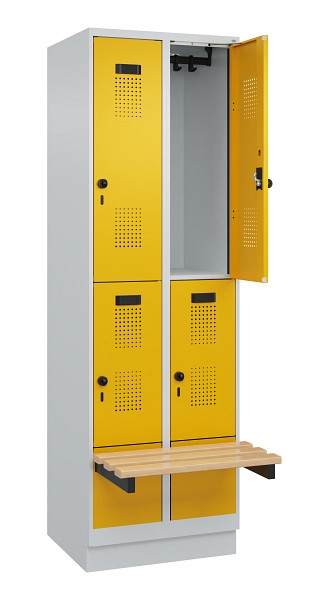 C+P Doppelstock-Spind Evolo PLUS, Bank, 4 Fächer, 1950x600x815mm, 7035/1004, Drehriegel, Sitzfläche Buche-Hartholz, mit Sockel, 049340-20 S10000